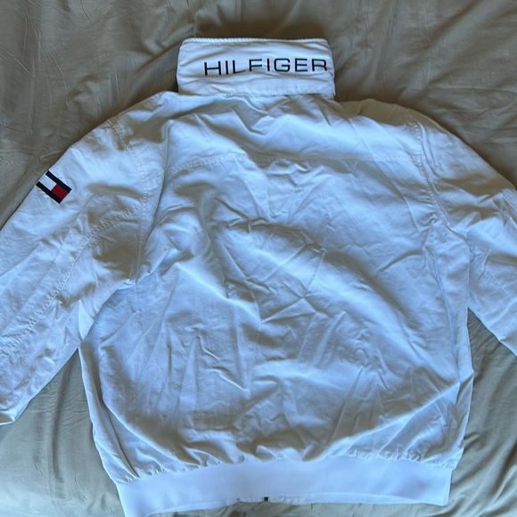Tommy Hilfiger White Windbreaker Jacket (M) - Picture 4 of 6